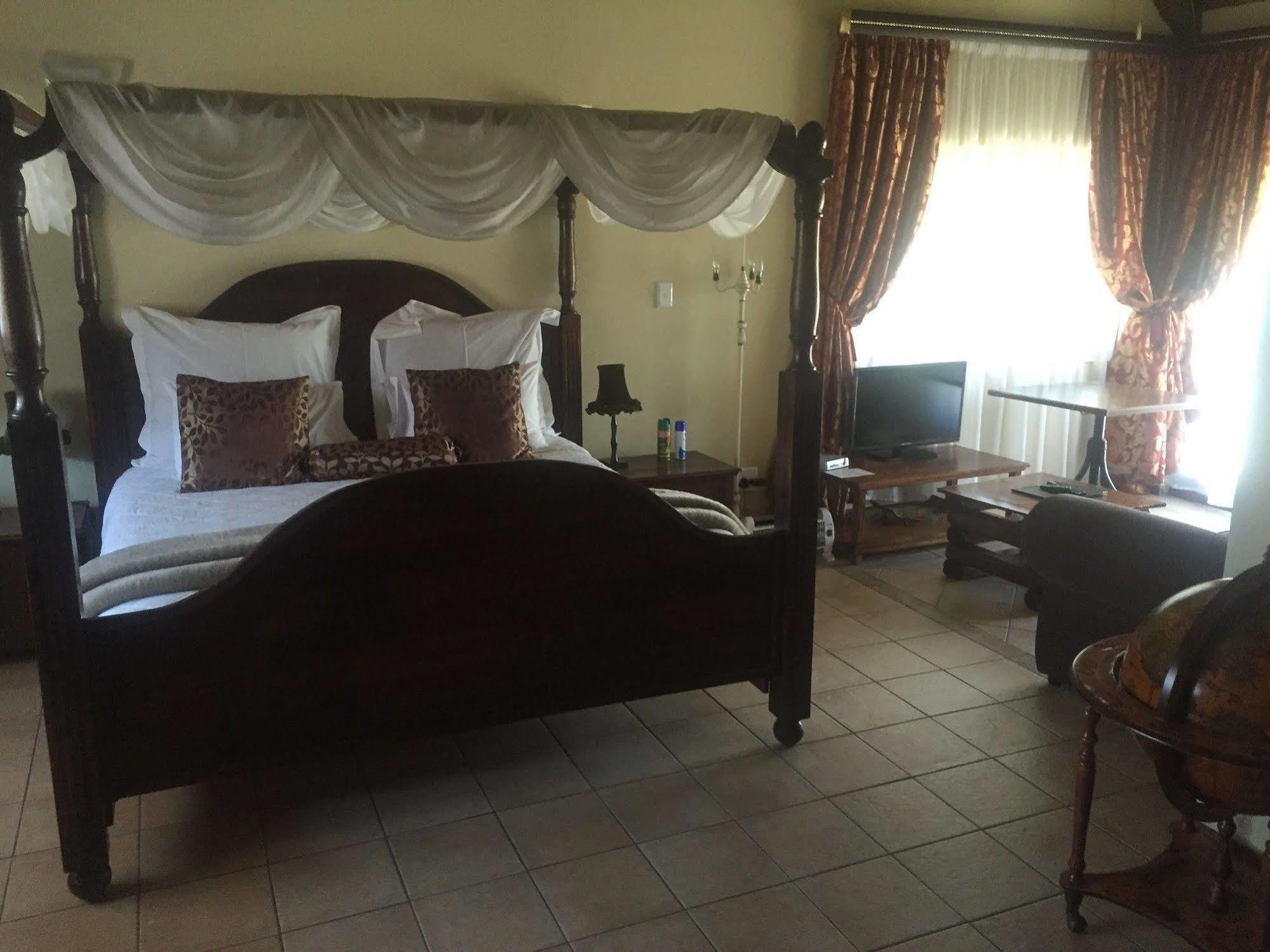 Valverde Country Hotel Lanseria Zewnętrze zdjęcie